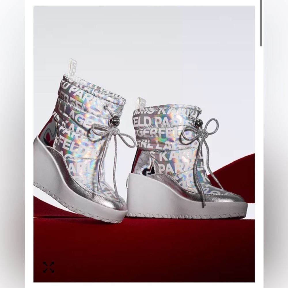 New KARL LAGERFELD PARIS
Women's Berdina Wedge Booties size 11